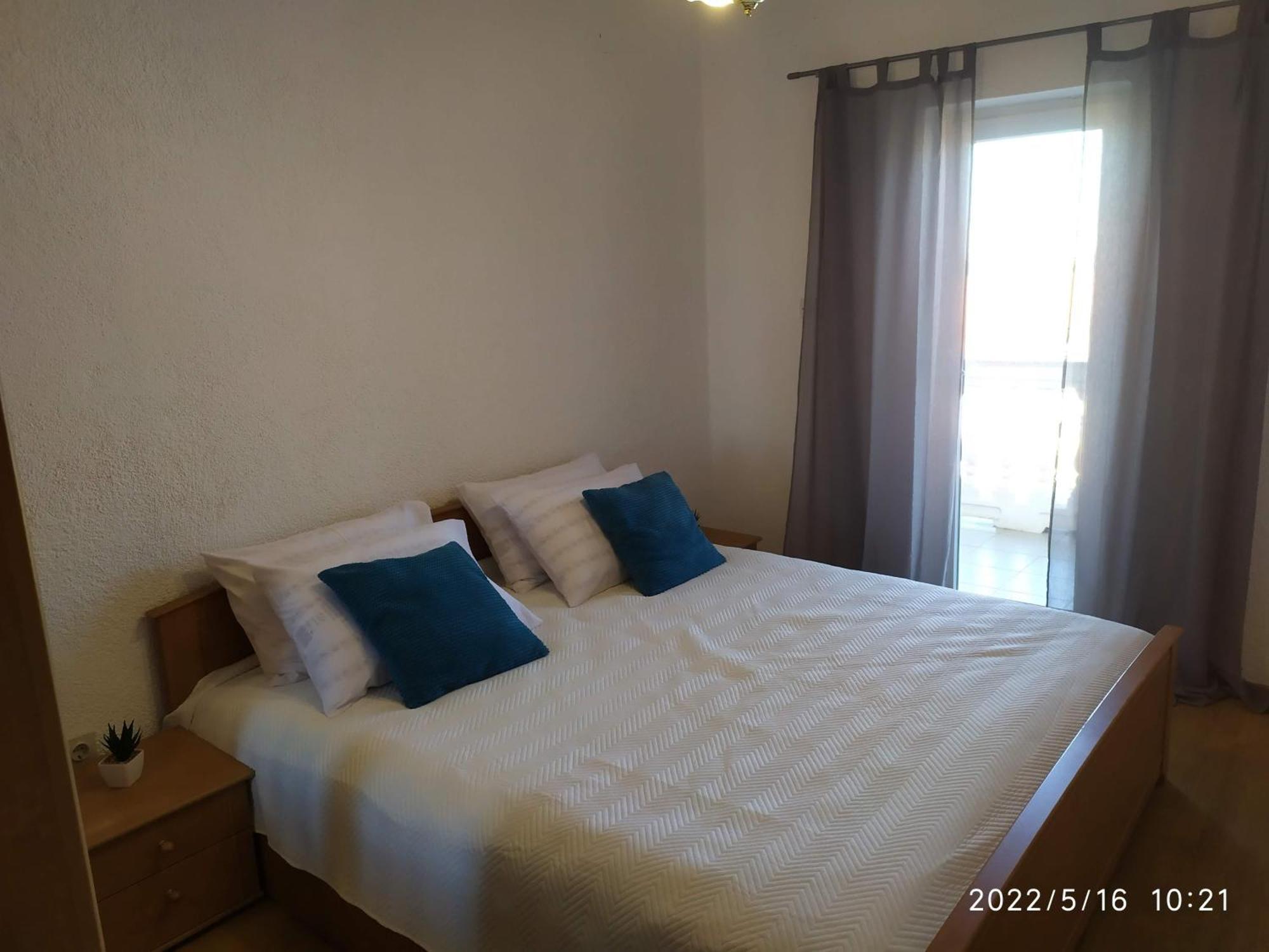 Apartments And Room Suza Senj  Esterno foto